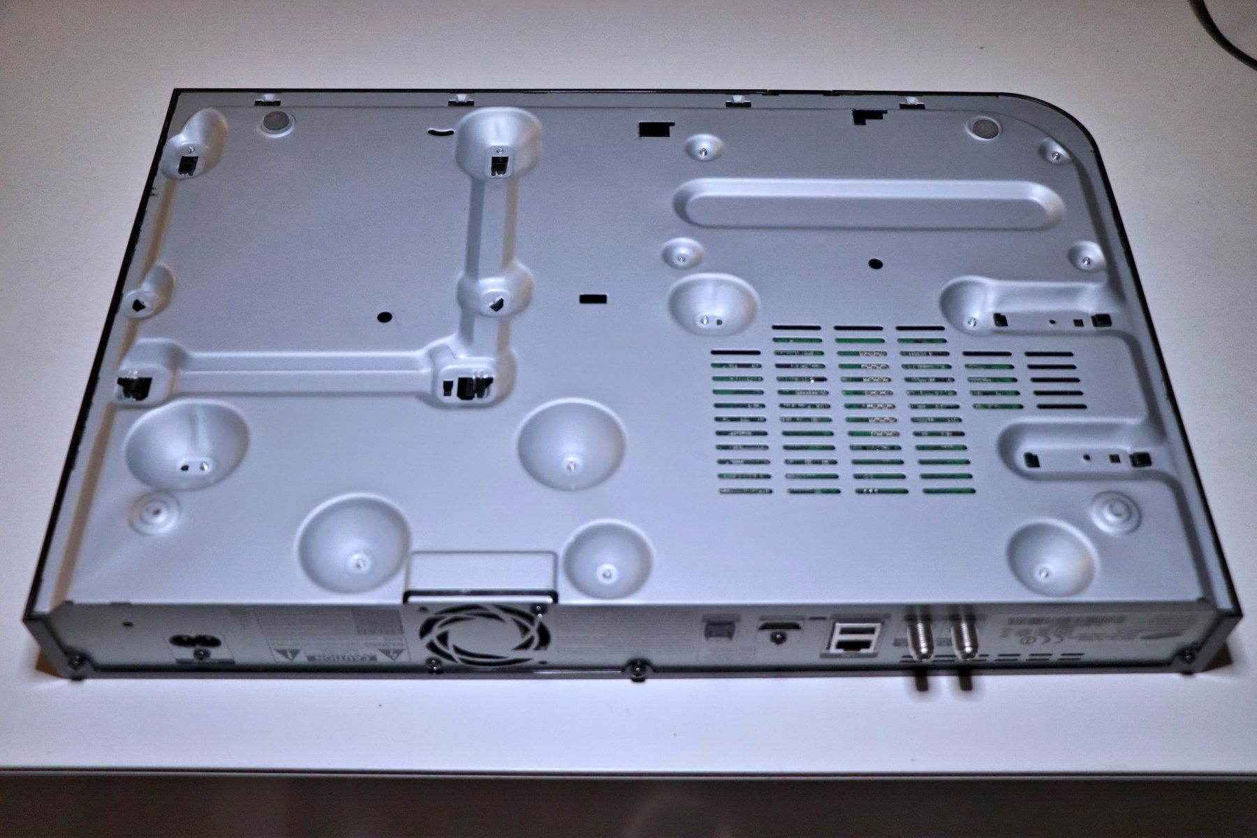 Samsung Ricevitori: Samsung Satellitenempfänger / Recorder & BluRay®-Player – Usato da Oberwil BL venduto da du-bl 1