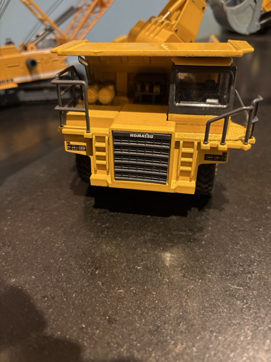 Escavatori: Modellbagger Liebherr, Komatsu, Siku – Usato da Staffelbach venduto da Cherry4 4