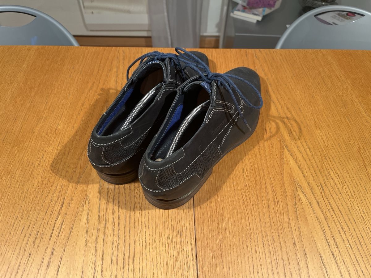 Bugatti Scarpe da uomo: Bugatti Herren Schuhe, Grösse 42 – Usato da Obfelden venduto da STONY09 2