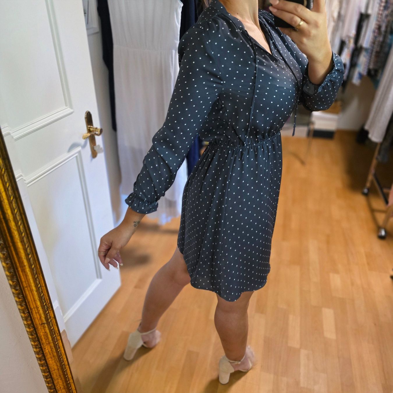 Vestiti: Sommerkleid mit Pünktchen Muster, Grösse 38/M – Usato da Wald ZH venduto da CapLux 2