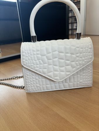 Eleganti Handtasche in Weiss mit Kroko-Optik