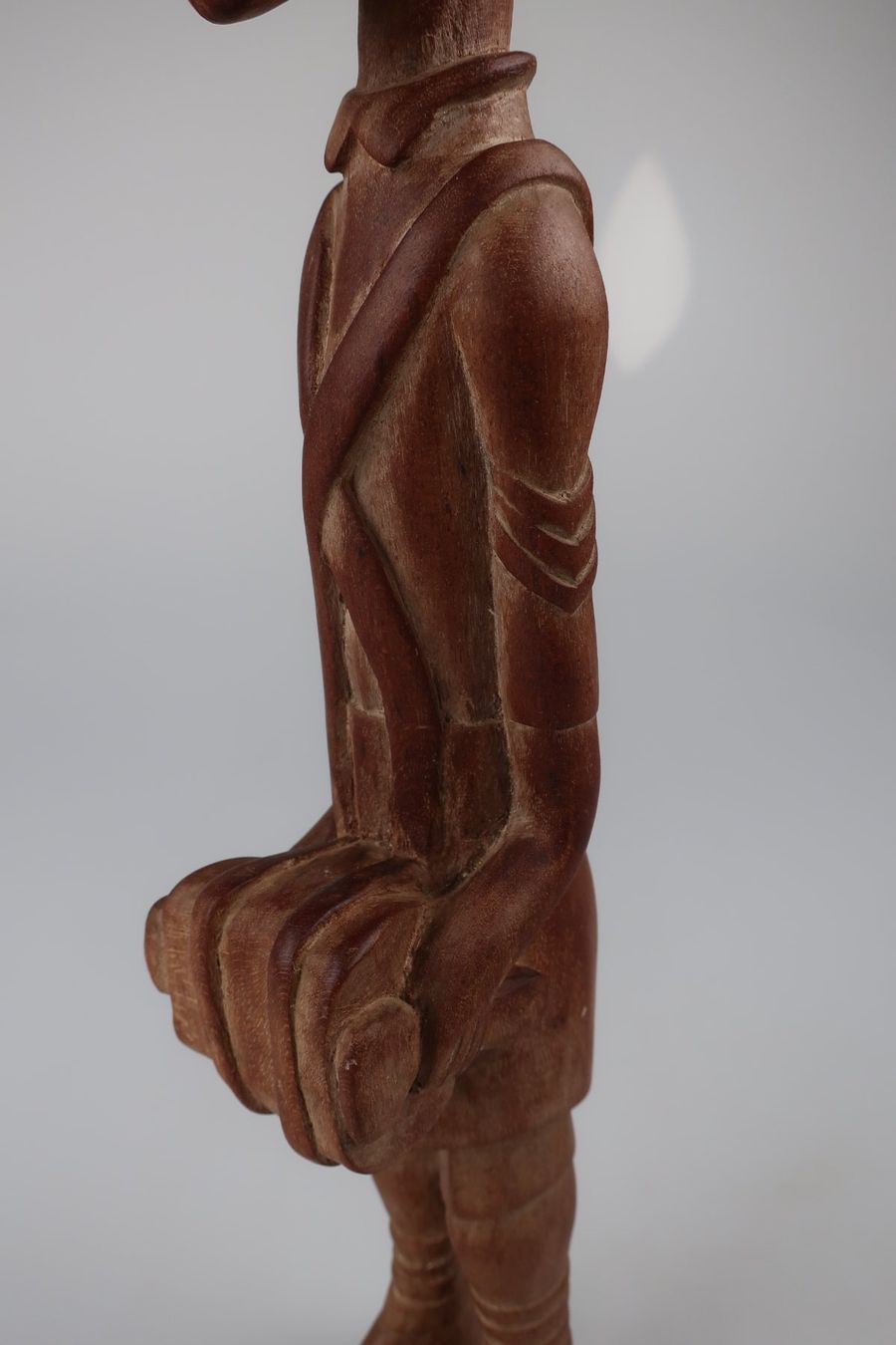 Skulpturen & Statuen: Handgefertigte Holz Colon-Figur – Gebraucht aus Volketswil von brockipfannenstil 6
