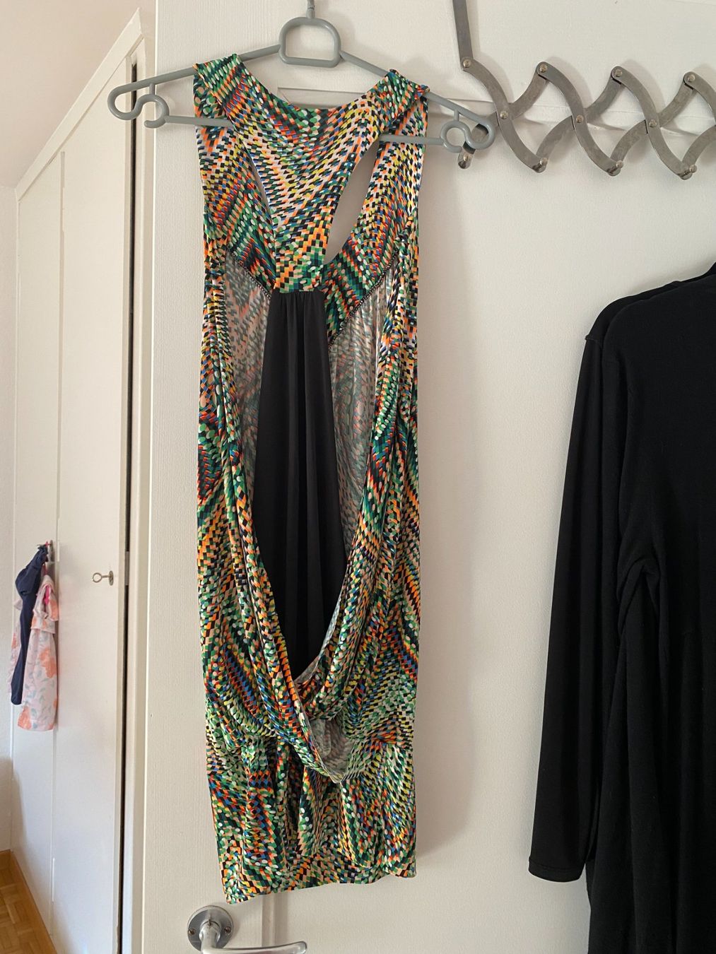 Kleider: Farbiges Strandkleid – Gebraucht aus Bern von jbern3012 1