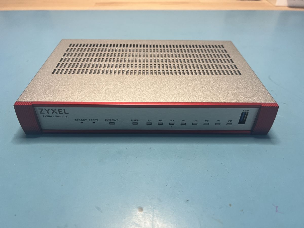 Zyxel Firewall: Zyxel ZyWALL USG Flex 100 – Usato da Zürich venduto da 2008andreas