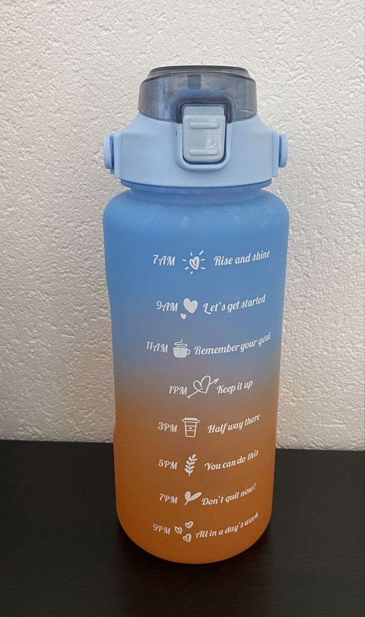 Borracce & Thermos: Trinkflasche 2 Liter mit Zeitmarkierung – Nuovo (secondo la descrizione) da Rizenbach venduto da flavia.p
