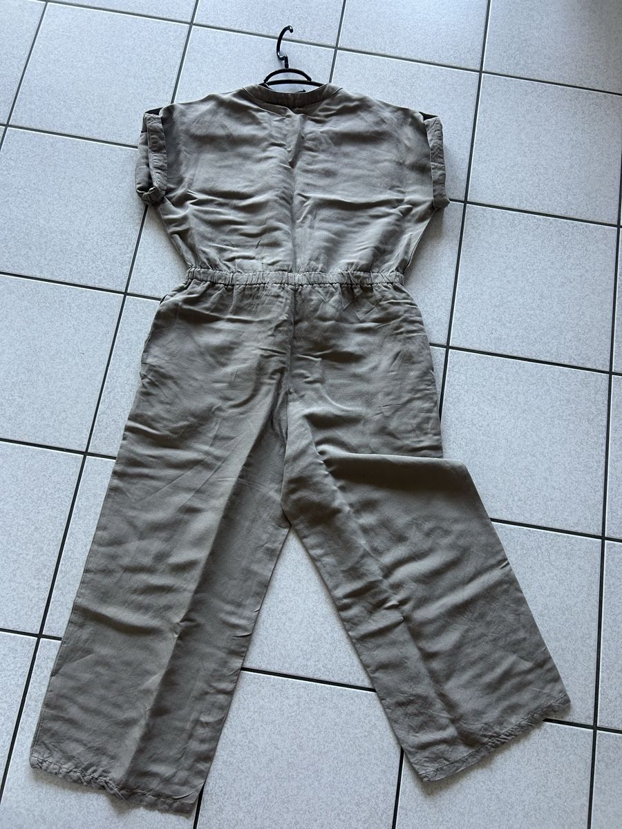 C&A Tute: GRAUER LEINEN-JUMPSUIT – Usato da Kölliken venduto da RosamariaD 1