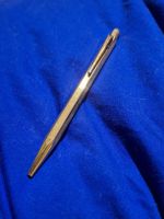 eleganter Zeitloser Kugelschreiber, vergoldet, Caran d'ache