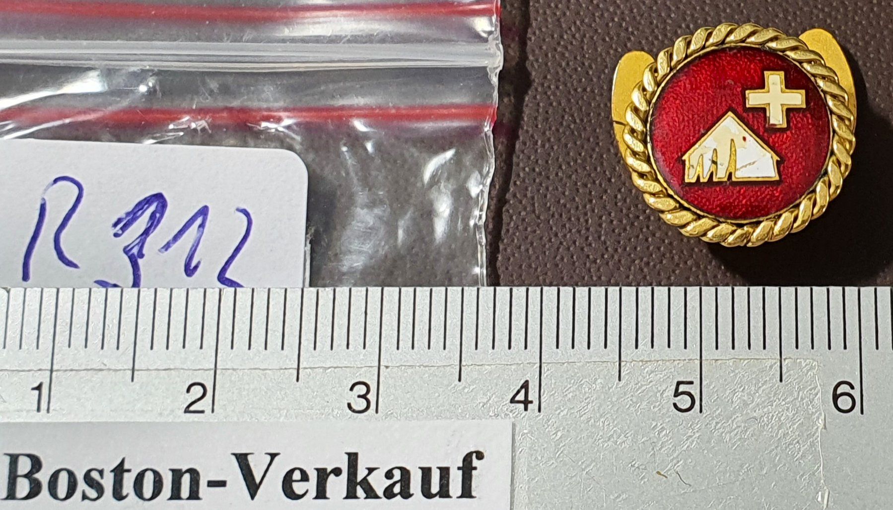 Bottoni: R312 - Reversknopf Schweizer Zelt Camping – Usato da Reinach BL venduto da Boston-Verkauf 2