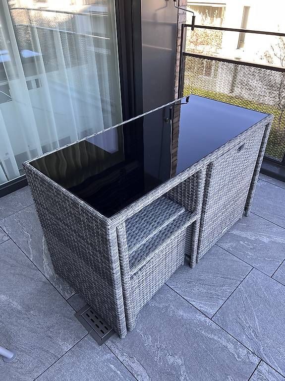Set di tavolo e panche: Balkon 2er Essgruppe – Usato da Winterthur venduto da ReneKe01 1