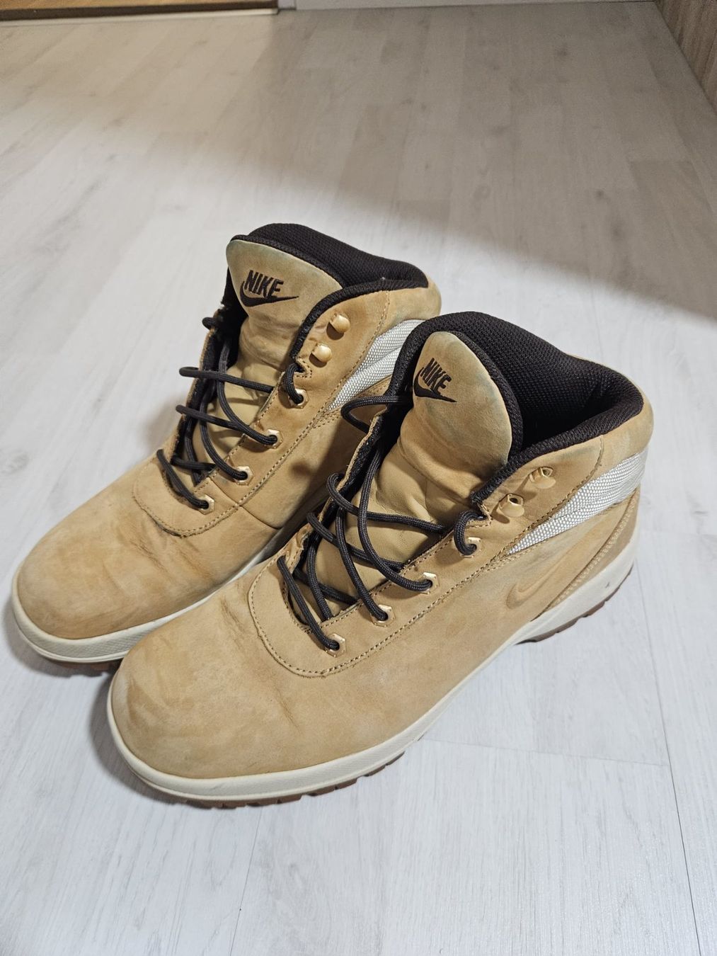 Nike Scarpe da uomo: Nike Wintersneaker Shuhe 43 – Usato da Winterthur venduto da DanEri