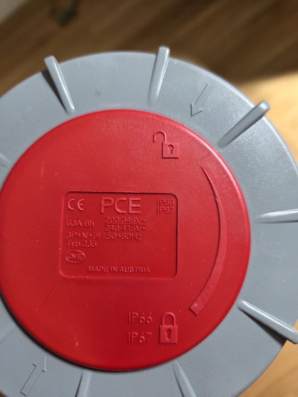 Stecker: Kupplung CEE63 – Neu (gemäss Beschreibung) aus Rueun von Ktrr 1