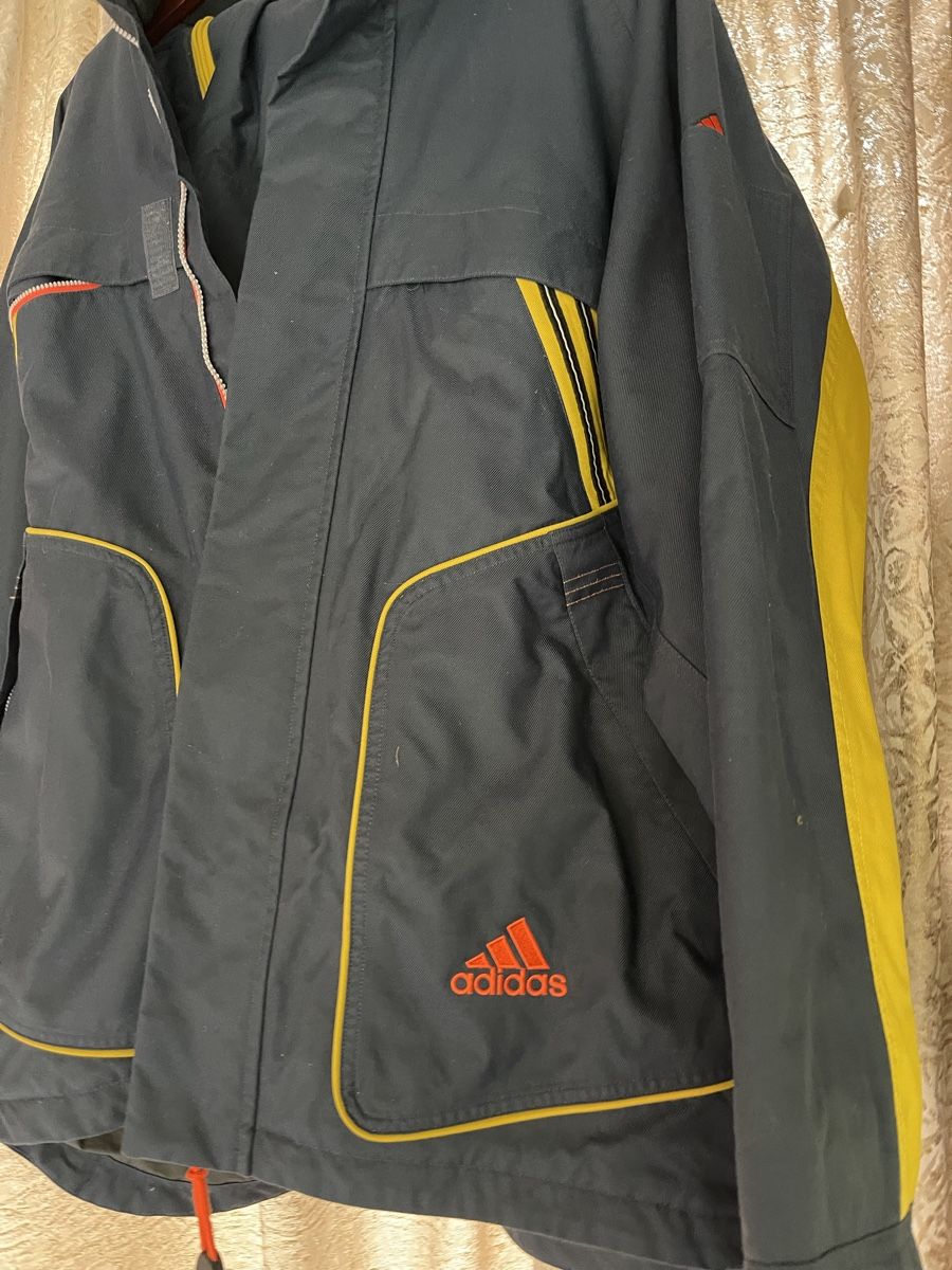 Adidas Vestes: Adidas Super Giacca  uomo-XL-ideale per Sciare – Neuf (Voir description) à Gordevio par LanaZimm 1
