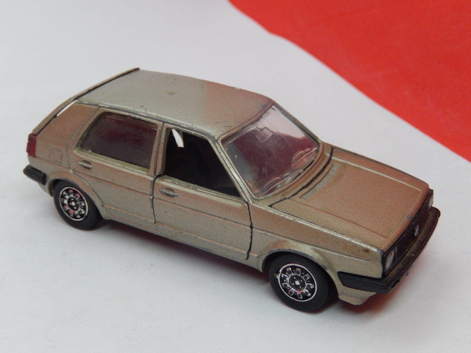 Volkswagen Modellini d'auto: VW Golf - "uralt" Schabak-"gold"  % % Ausverkauf %% – Usato da Reiden venduto da mondial2