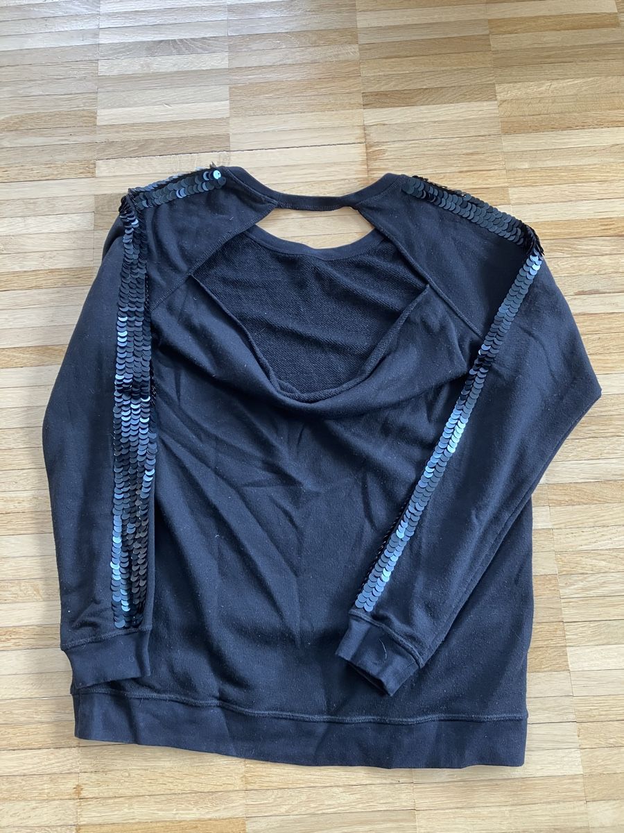 Pullover & Sweatshirts: Schwarzer Pulli Gr. M – Gebraucht aus Winterthur von Streisel 2