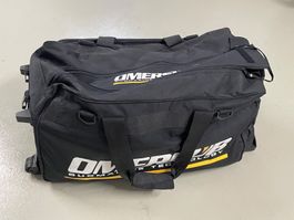 4 Tauchanzüge / 2 Tauchstiefel /4 Paar Flossen / Tauchtasche