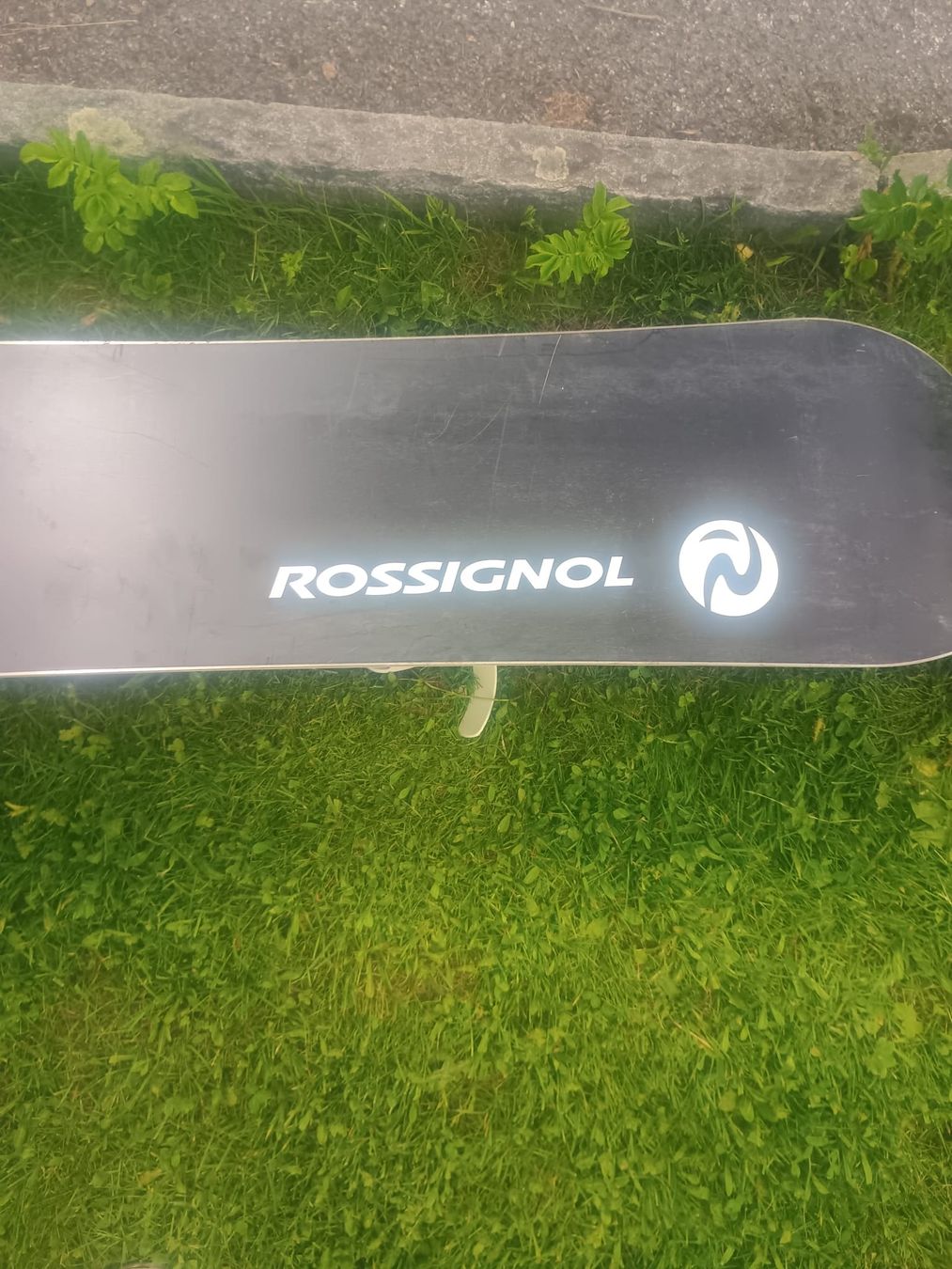 Rossignol Board: Bargain! Snowboard & boots – Nuovo (secondo la descrizione) da Gstaad venduto da ale_9xcn 1