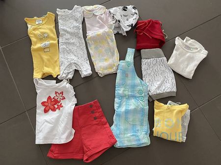 Lot vêtements été fille t. 56