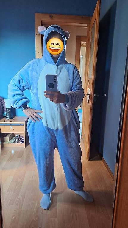 Costumi: Pyjama déguisement Stitch – Usato da Saxon venduto da dad_q89q 1