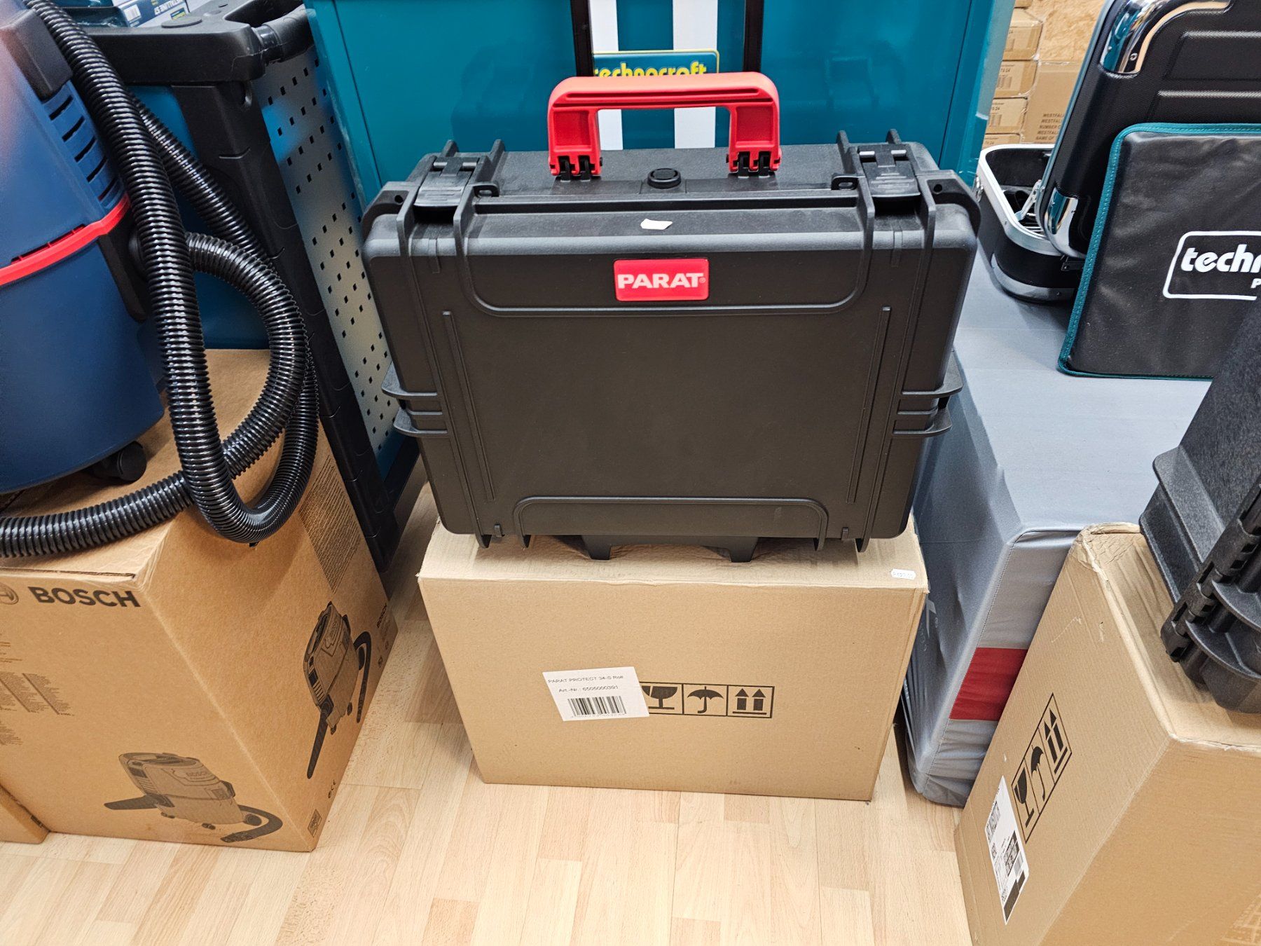 Tutti gli attrezzi: Werkzeugkoffer PARAT PROTECT 34-S Roll ab Fr. 1.- – Nuovo e nell'imballaggio originale da Koppigen venduto da Bracher_Mail-House 2