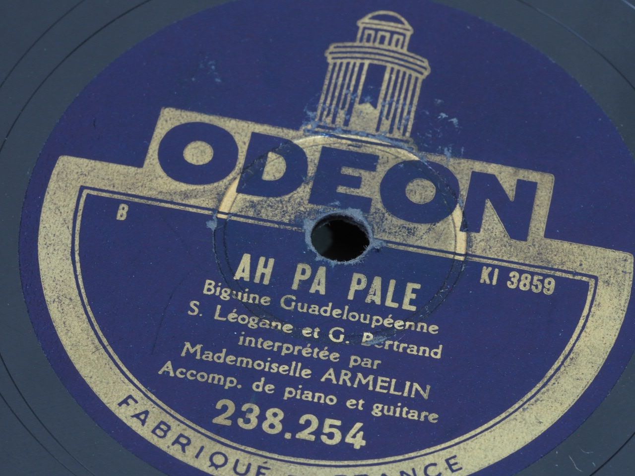 Vinyles: DISQUES 78 TOURS – D'occasion à Lausanne par Leag 1