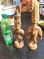 Zwei antike Holzfiguren afrikanisch handgeschnitzt gebraucht