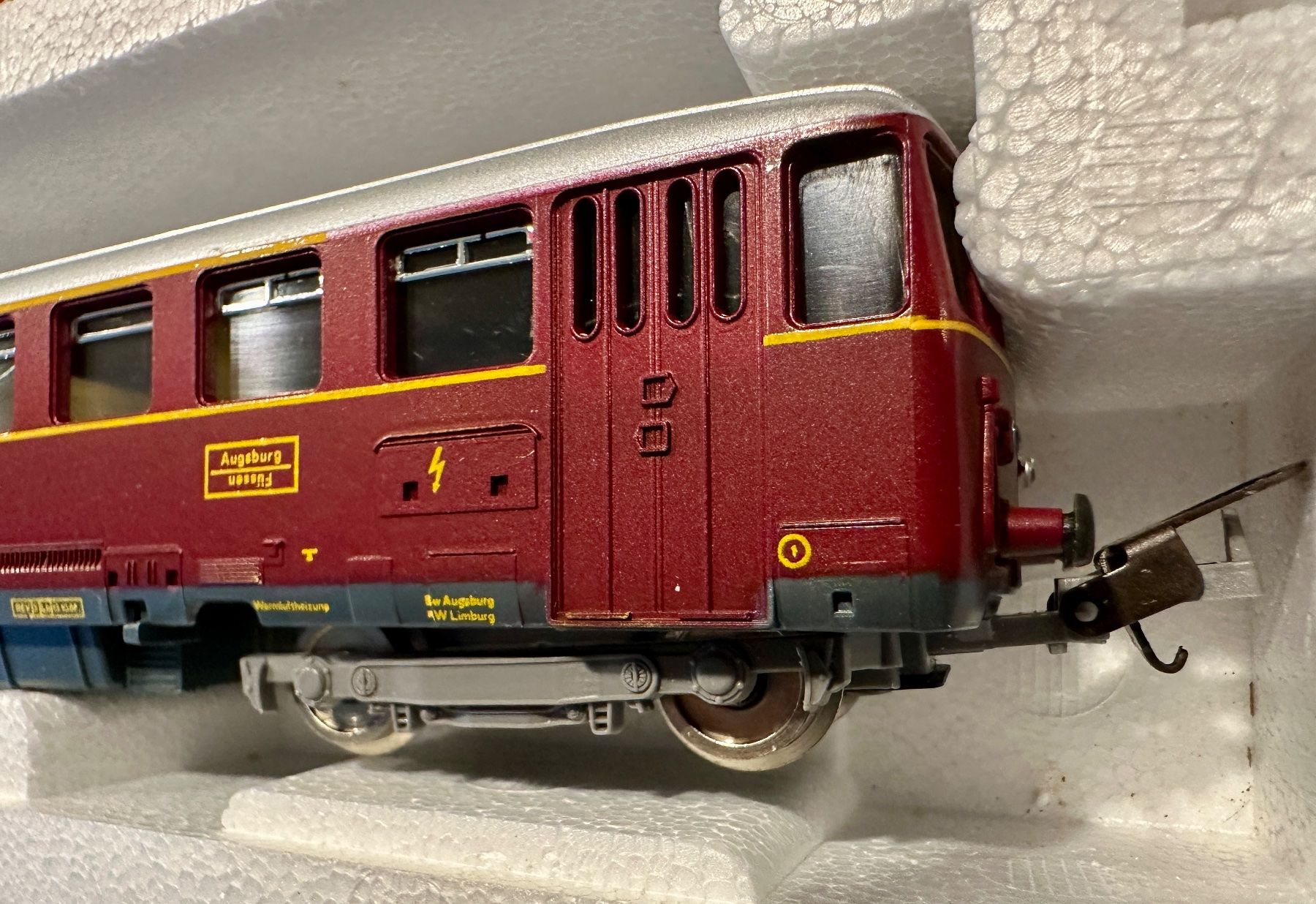 Lima Modellini di ferrovie: Lima 208037 LG Triebwagen DB H0 rot – Nuovo e nell'imballaggio originale da Burgdorf venduto da Gedora 4