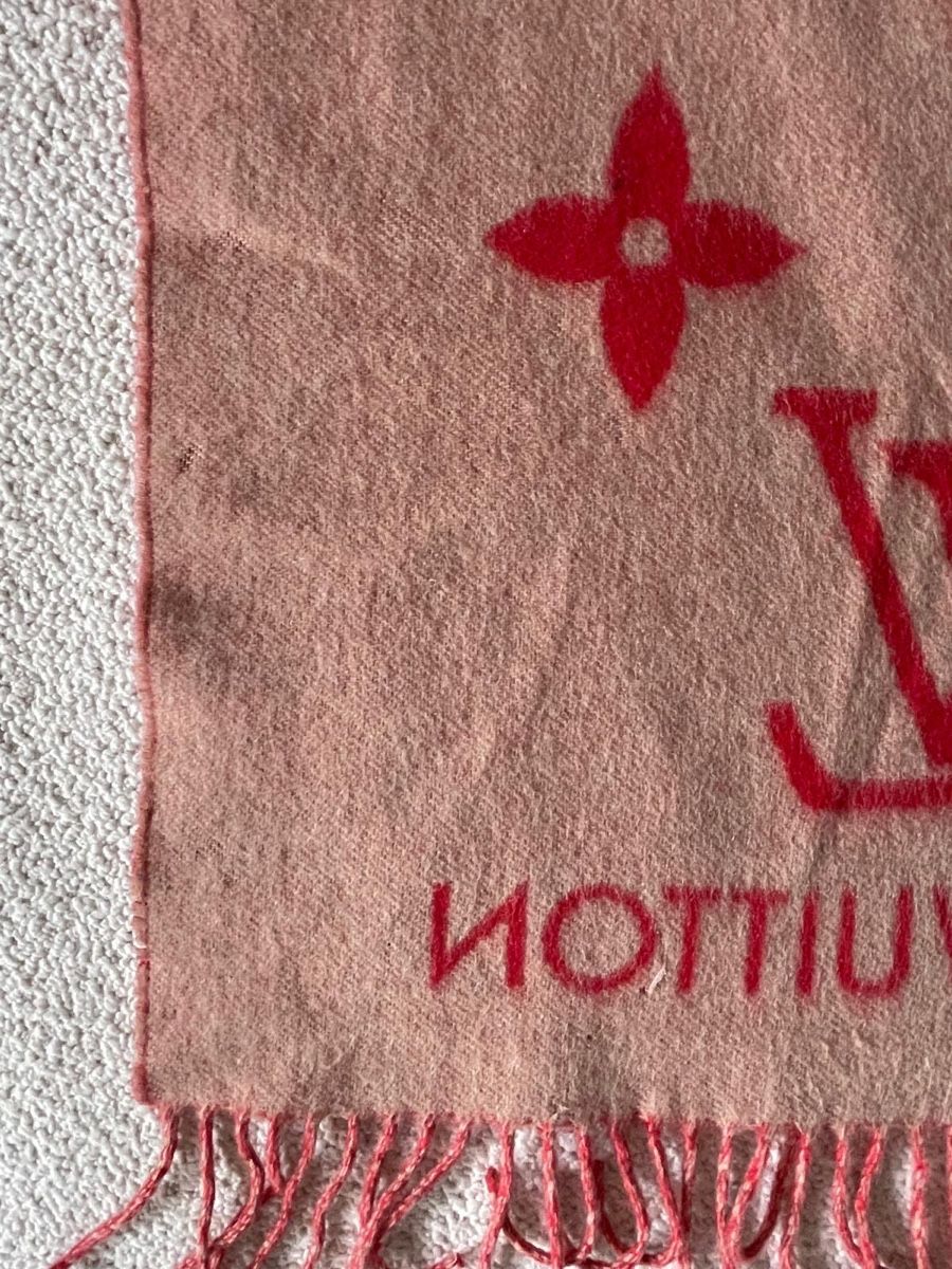 Foulards, Tücher & Schals: Louis Vuitton Schal original  – Gebraucht aus Zürich von GJR-photography 5