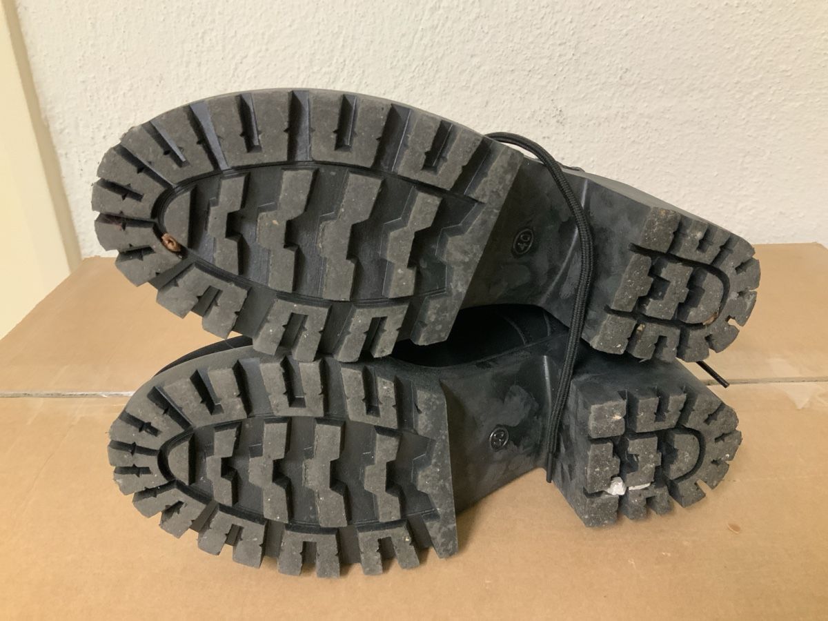 Damenschuhe: Schnürstiefeletten schwarz Grösse 40 Plattform – Neu (gemäss Beschreibung) aus Wallisellen von AS.TZ. 4