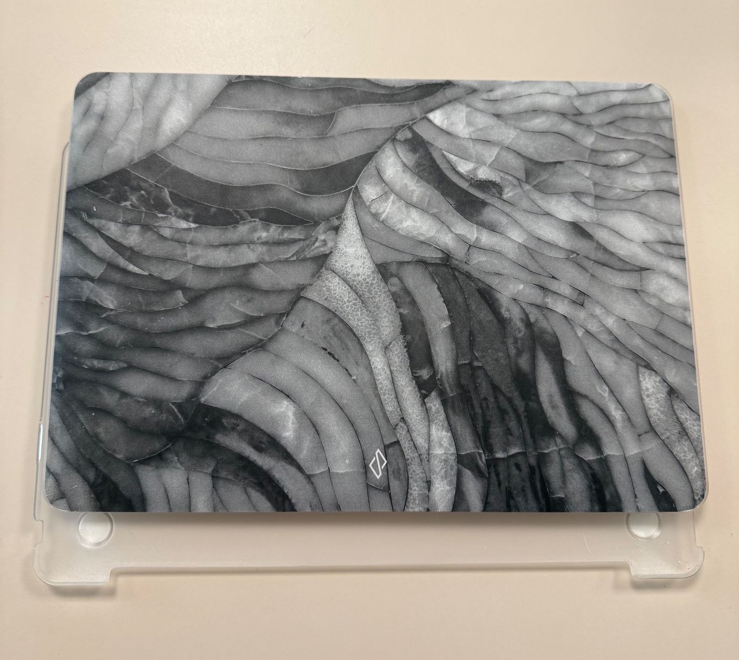 Apple Covers & Taschen: Laptophülle/Hardcase MacbookAir 13" - Burga – Neu (gemäss Beschreibung) aus Brügg BE von doppelsalchow