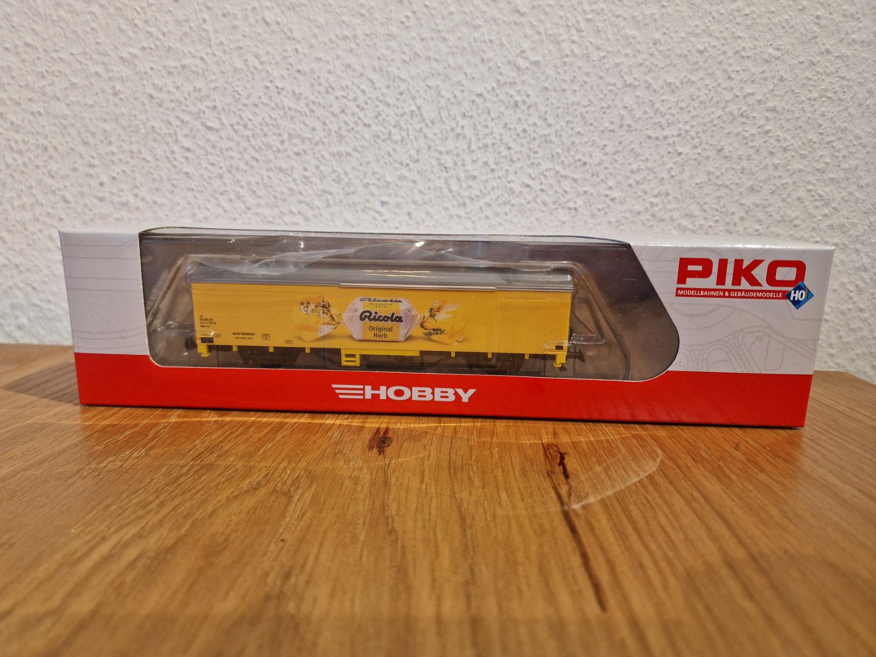 Piko Modellini di ferrovie: SBB Güterwagen Ricola H0 – Nuovo e nell'imballaggio originale da Matten b. Interlaken venduto da lor_hr9w 4