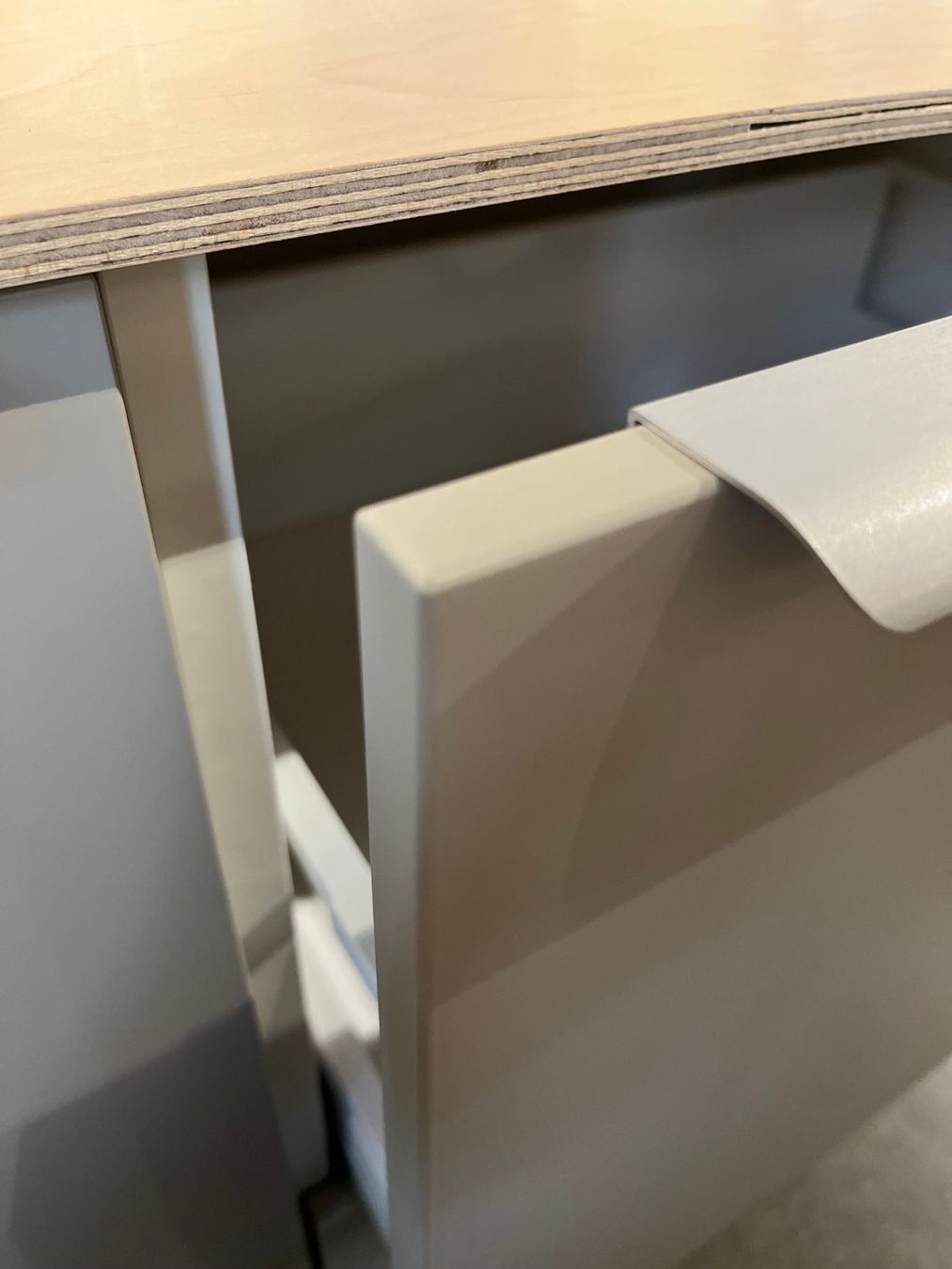 Allestimento di negozi e stand fieristici: Schubladenkorpus (5 Elemente) mit integriertem Kassenmöbel – Usato da Rapperswil SG venduto da inf_tlm8 5