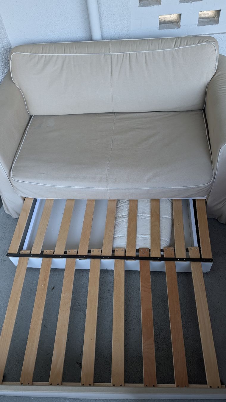 Sofas: Ausziehbares Schlafsofa beige – Gebraucht aus Zürich von jan_dr9h 1