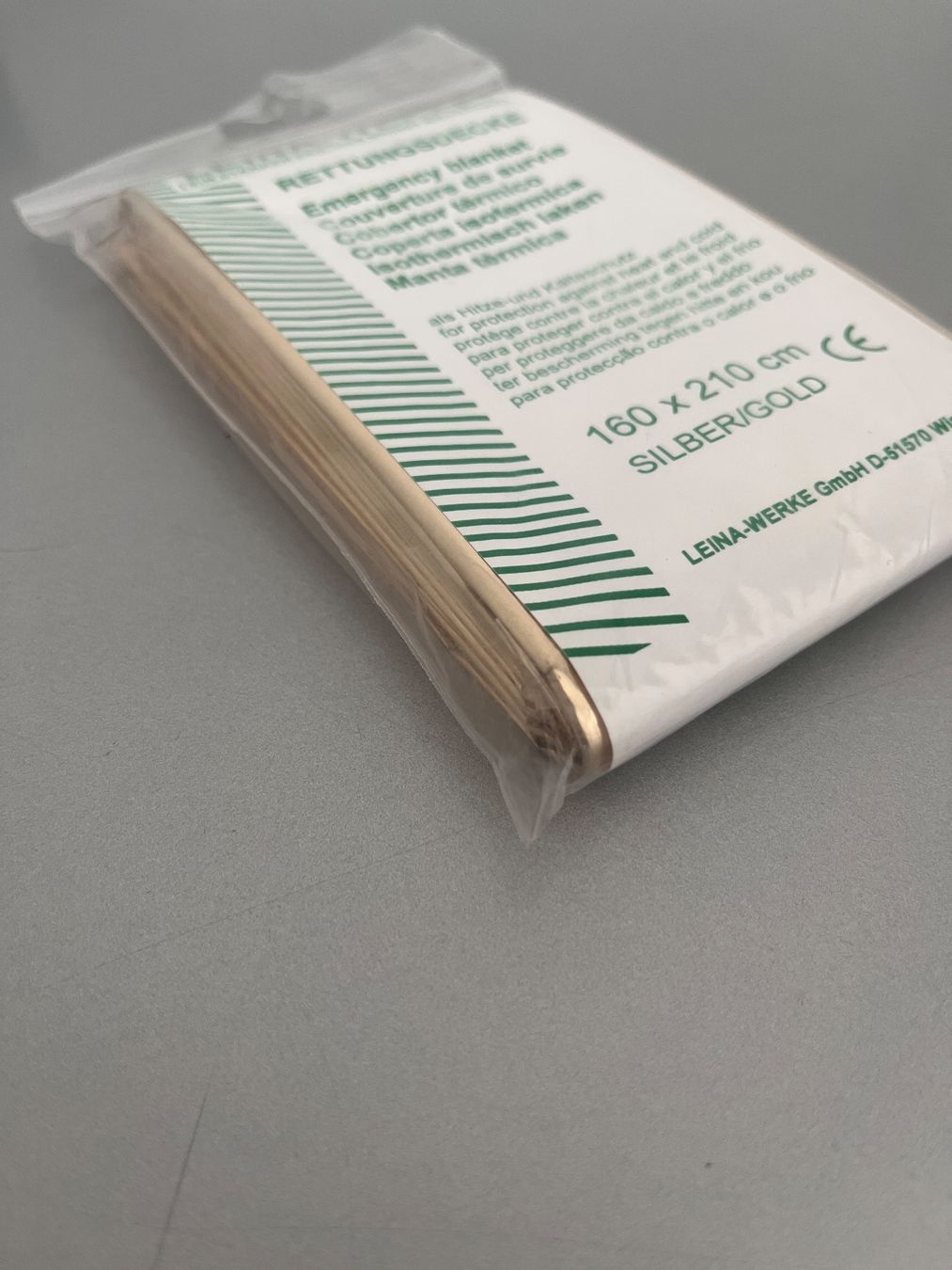 Mallettes de secours: Rettungsdecke/Notfalldecken Neu – Neuf avec emballage d'origine à Unterägeri par flu_zp5d 3