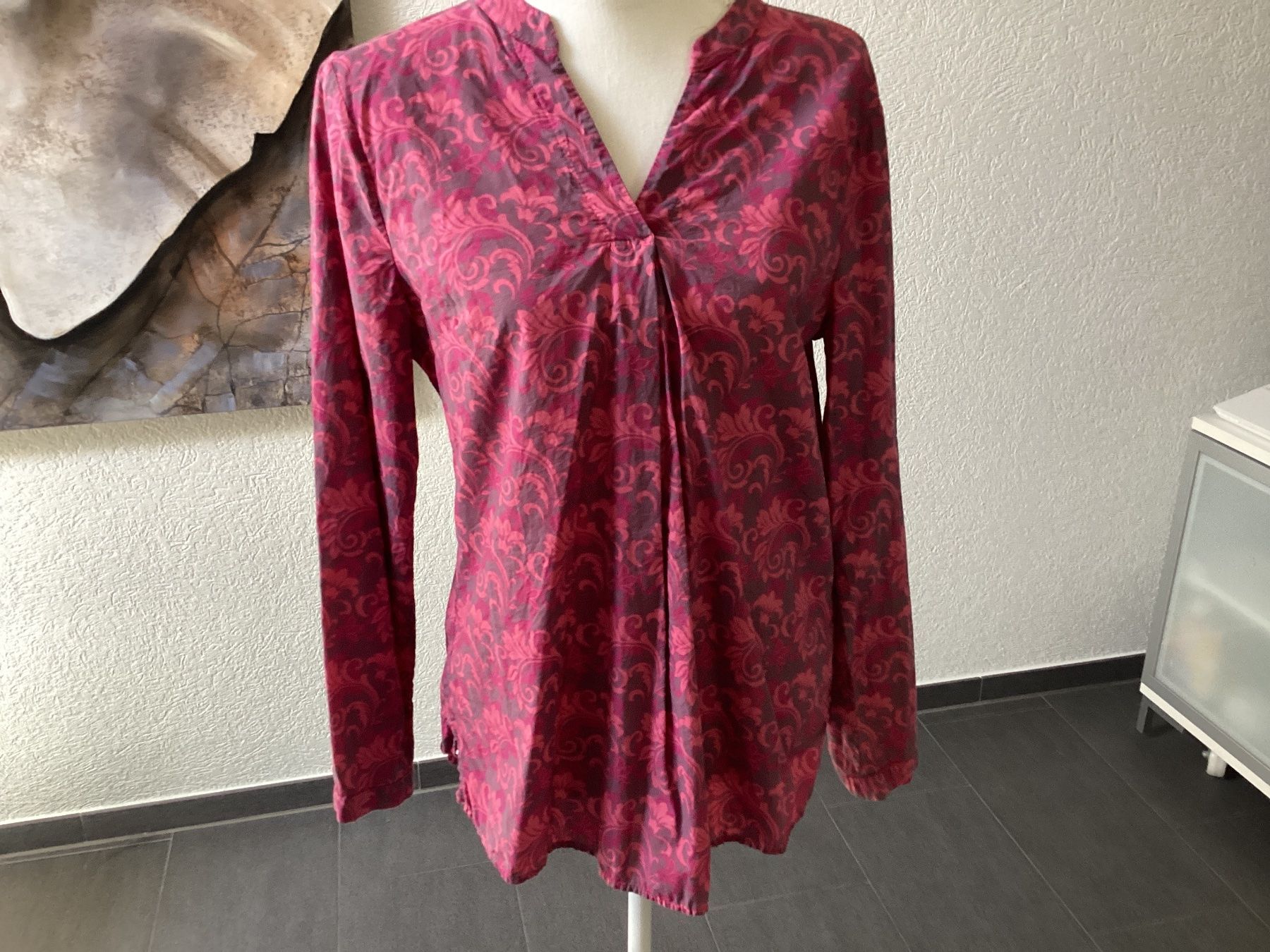 Please Jeans Blusen: Please Langarmbluse pink/grau gemustert Gr. M – Gebraucht aus Homberg b. Thun von Homata