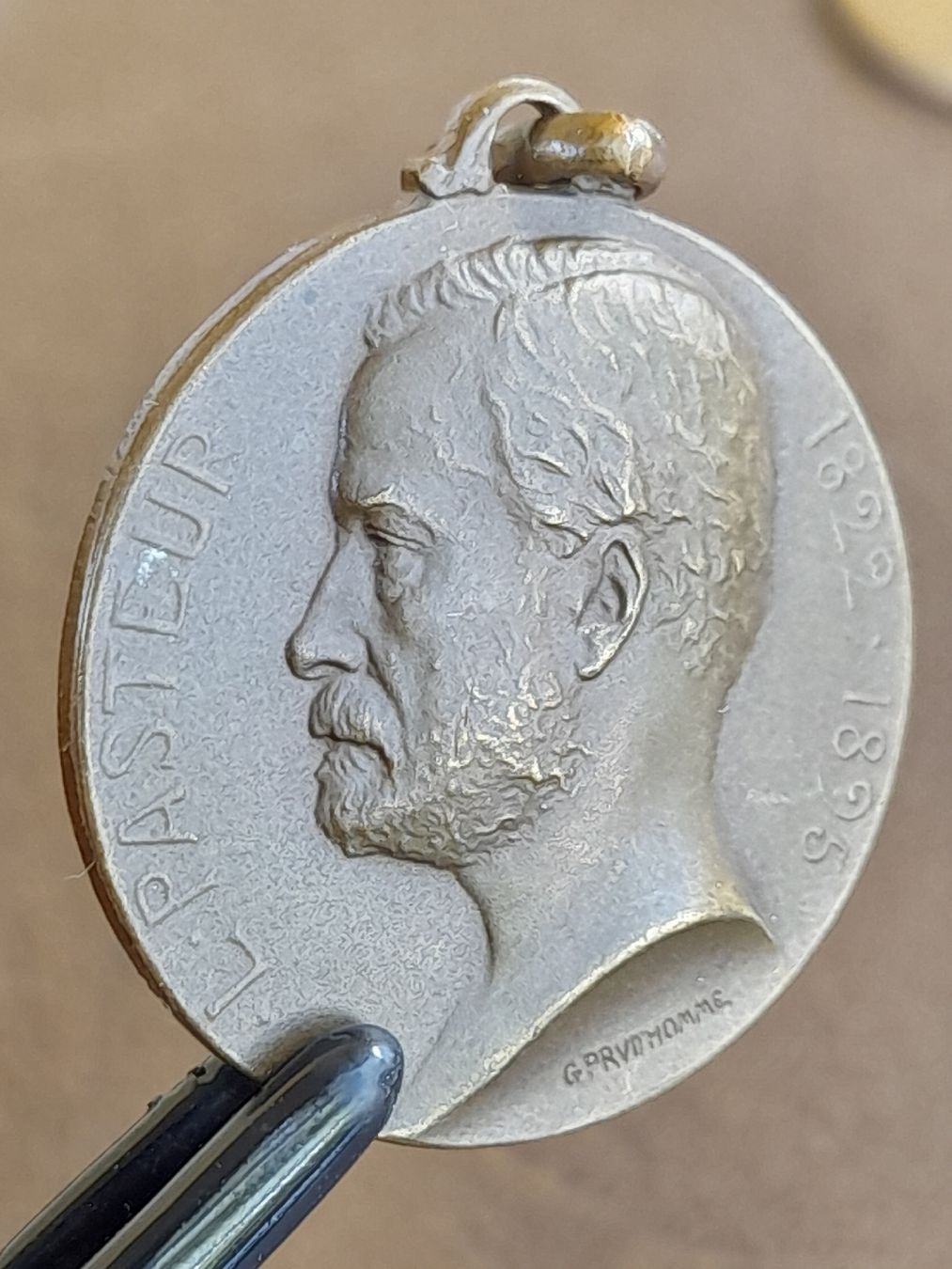 Medaillen: Pendentif Medaille 1920 (Louis Pasteur) – Gebraucht aus Basel von Basel_20