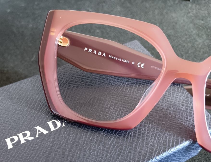 Prada Occhiali & Lenti: Prada Brillengestell – Usato da Grosshöchstetten venduto da ren_85b8 3