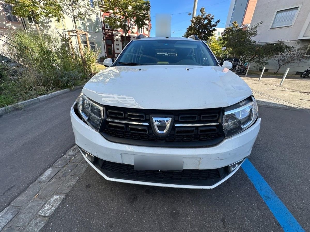 Dacia Automobili: Dacia Logan 0.9  – Usato da Gals venduto da aya_p7pd 1