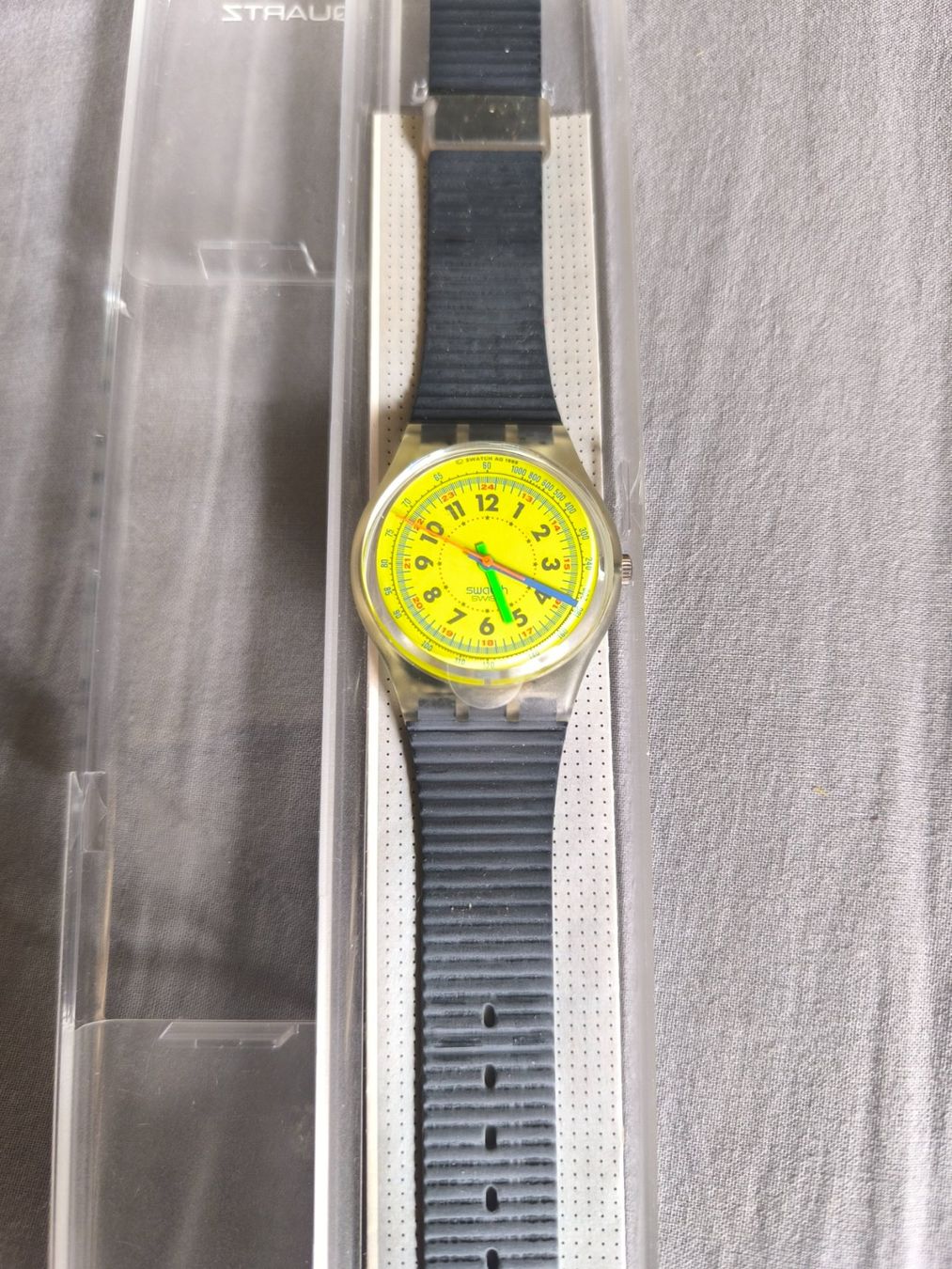 Swatch Montres: Swatch "lemon iceberg" – Neuf (Voir description) à Genève par jim_2t7h