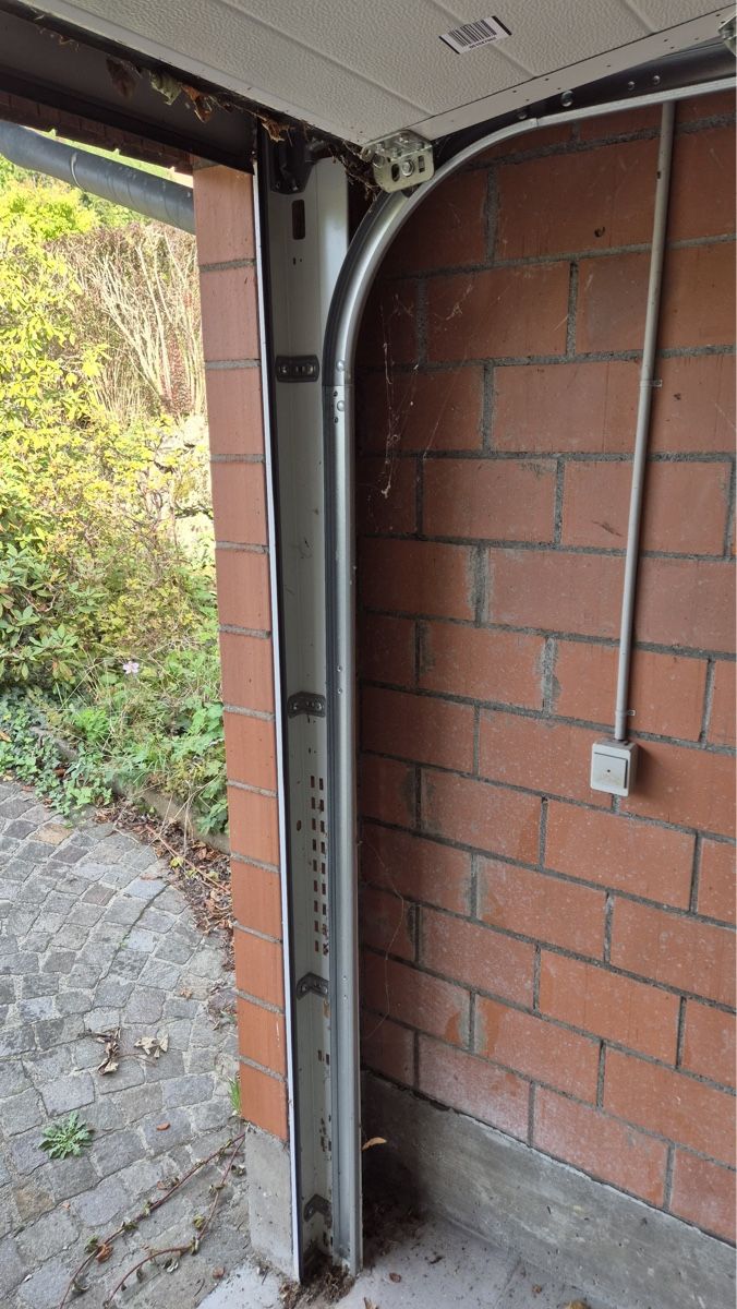 Porte: Schmidiger Garagentor – Usato da Luzern venduto da Karduja 1