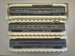 Rivarossi, 3x Personenwagen der Union Pacific UP