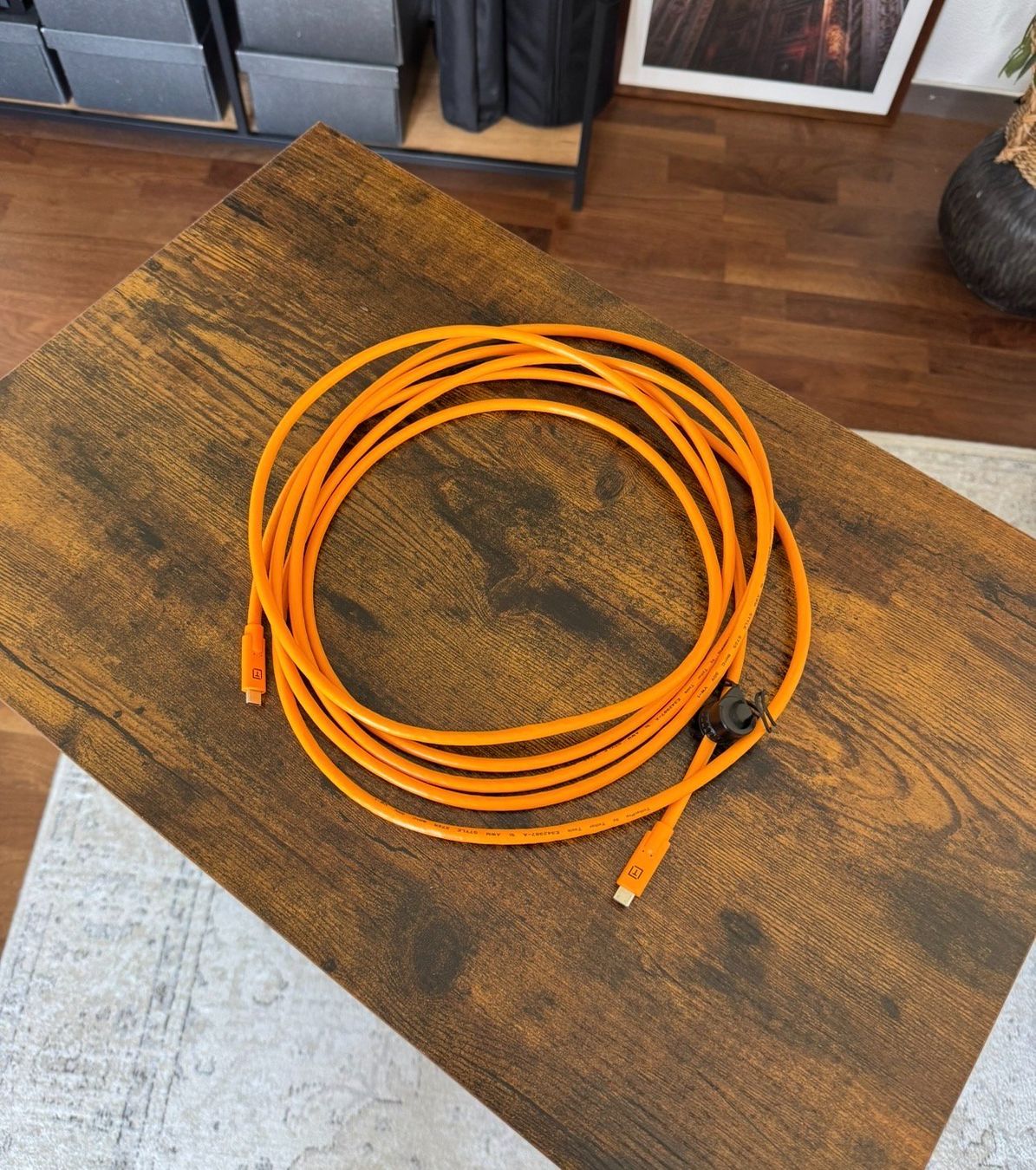 Câbles: Tether Kabel USB-C / USB-C inkl. Camera Support – D'occasion à Kilchberg ZH par Torch2