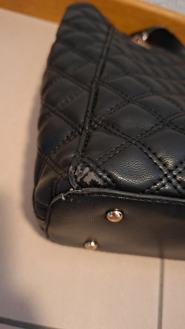 Guess Borse da donna: Vendo Borsa GUESS – Usato da Genestrerio venduto da mor_fnw8 7