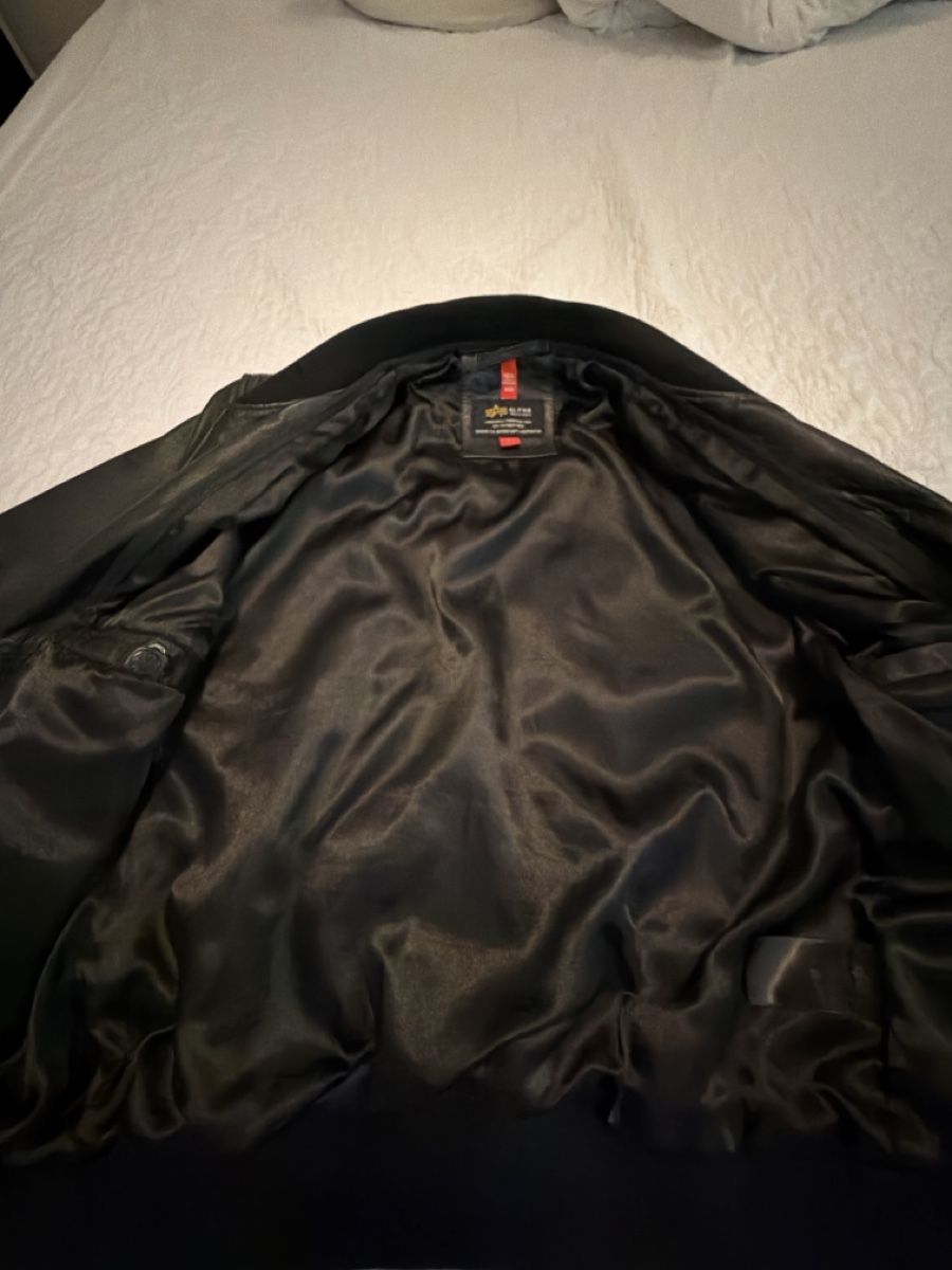 Alpha Industries Jacken: Alpha Industries Lederjacke (Echtleder) – Gebraucht aus Buchs AG von QUPOR 2
