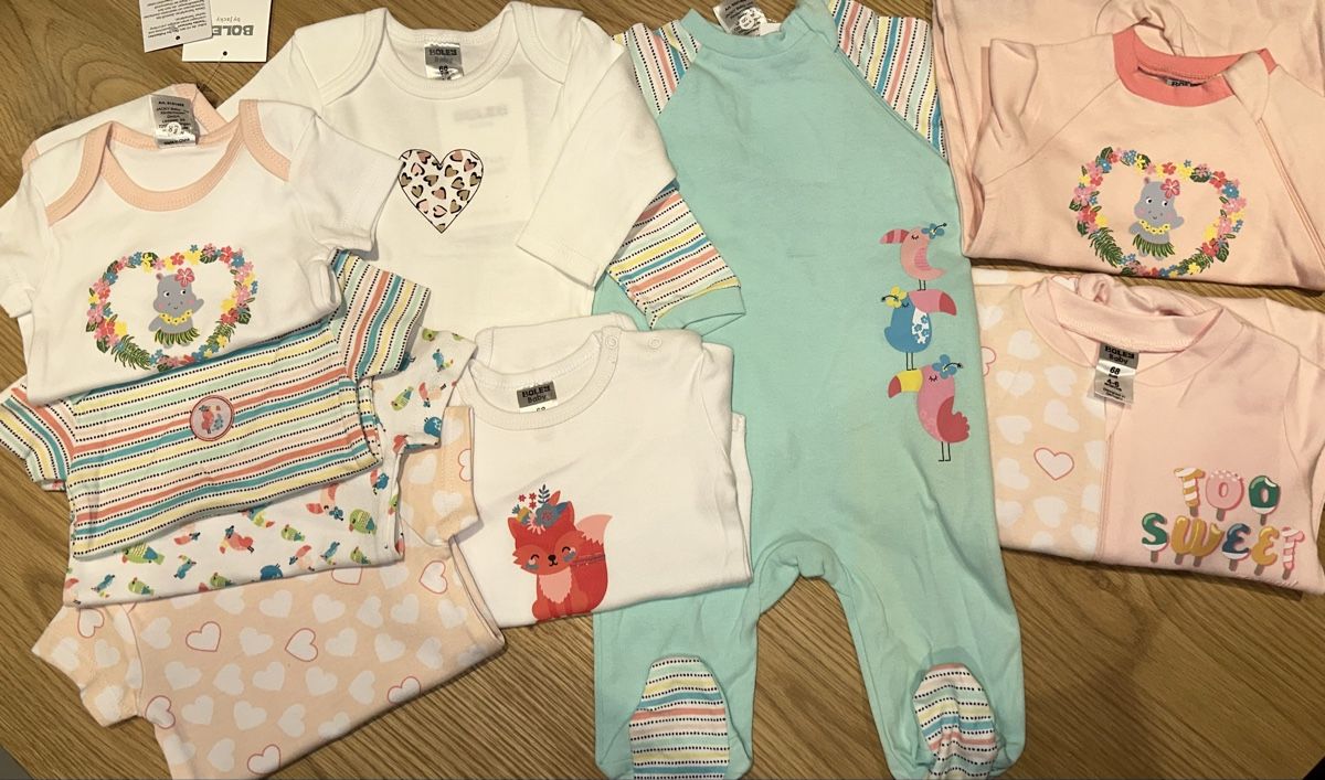 Lotti & Set di vestiti: Babykleider Mädchen 68 – Nuovo (secondo la descrizione) da Spiez venduto da Brnas