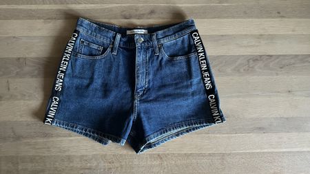 Calvin Klein Jeans Shorts W28 Denim Logo blau