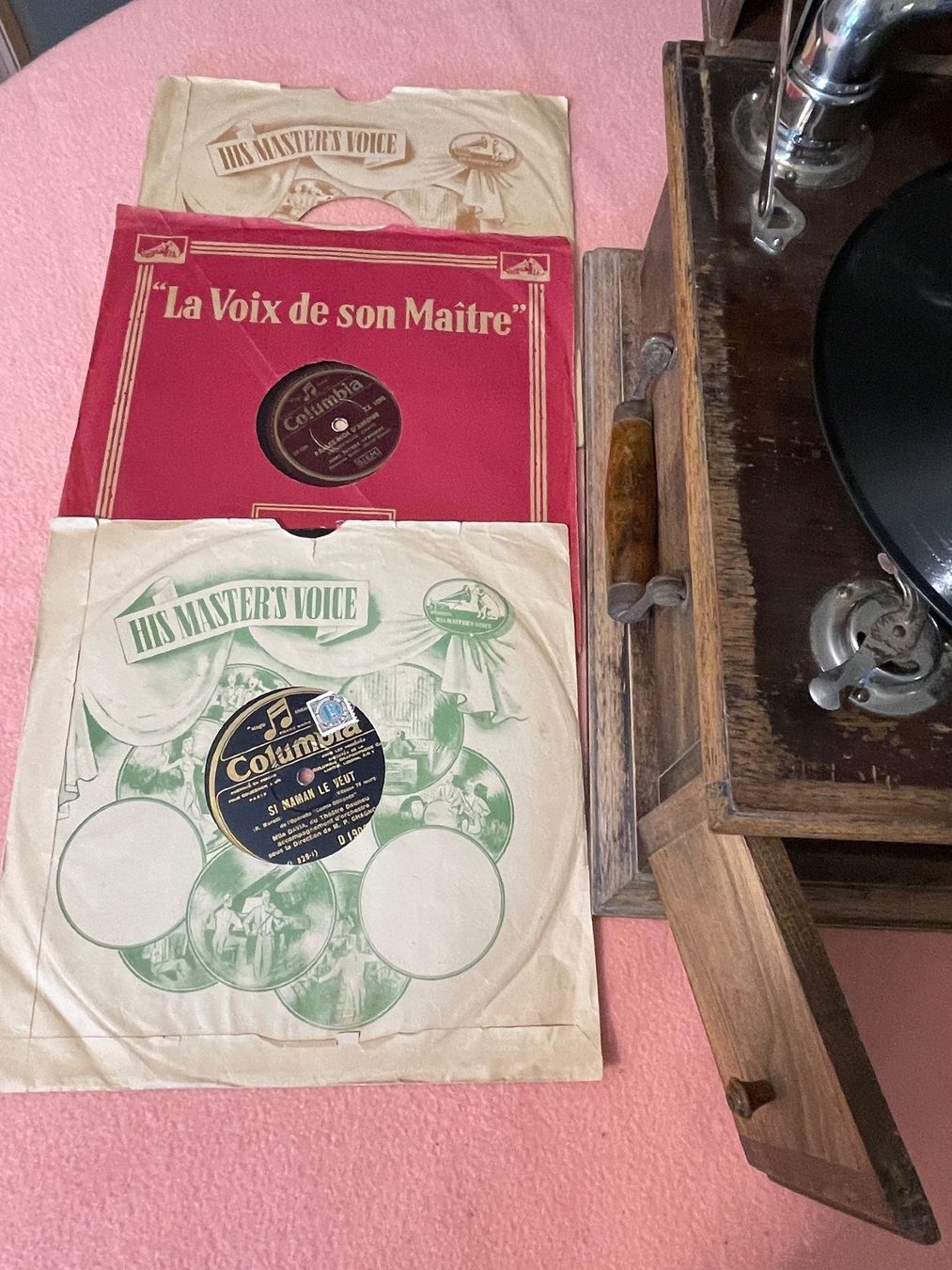 Plattenspieler: Grammophon Getzmann mit Schellackplatten – Gebraucht aus Binningen von Raymanfisch 4