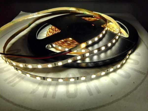 Lichterketten & Leisten: LED-Streifen 3mm extraschmal, warmweiss 12V 5m – Neu (gemäss Beschreibung) aus Luzern von Salefactory