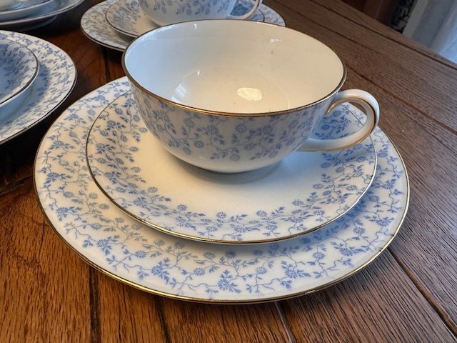 Set di piatti: Teeservice, 1950 – Usato da Hindelbank venduto da vey_t 2
