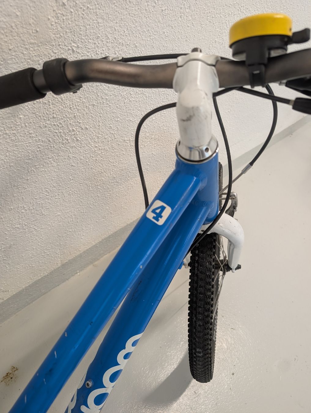 Woom Velos: Woom 4 Kinderfahrrad – Gebraucht aus Dörflingen von Benito88 2