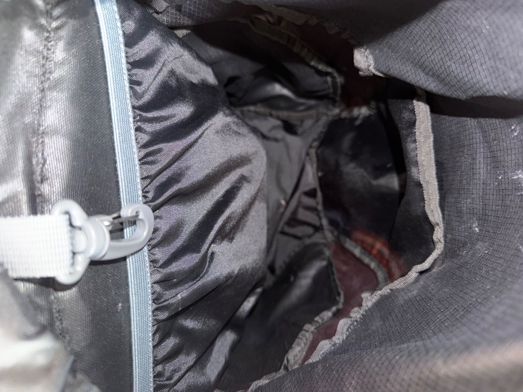 Zaini: Rucksack Big Tramp Phantom 25 schwarz gebraucht – Usato da Fislisbach venduto da PR-Trade 1